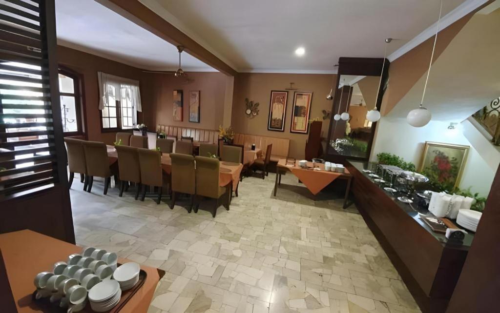 Mahadria Hotel Serang Εξωτερικό φωτογραφία